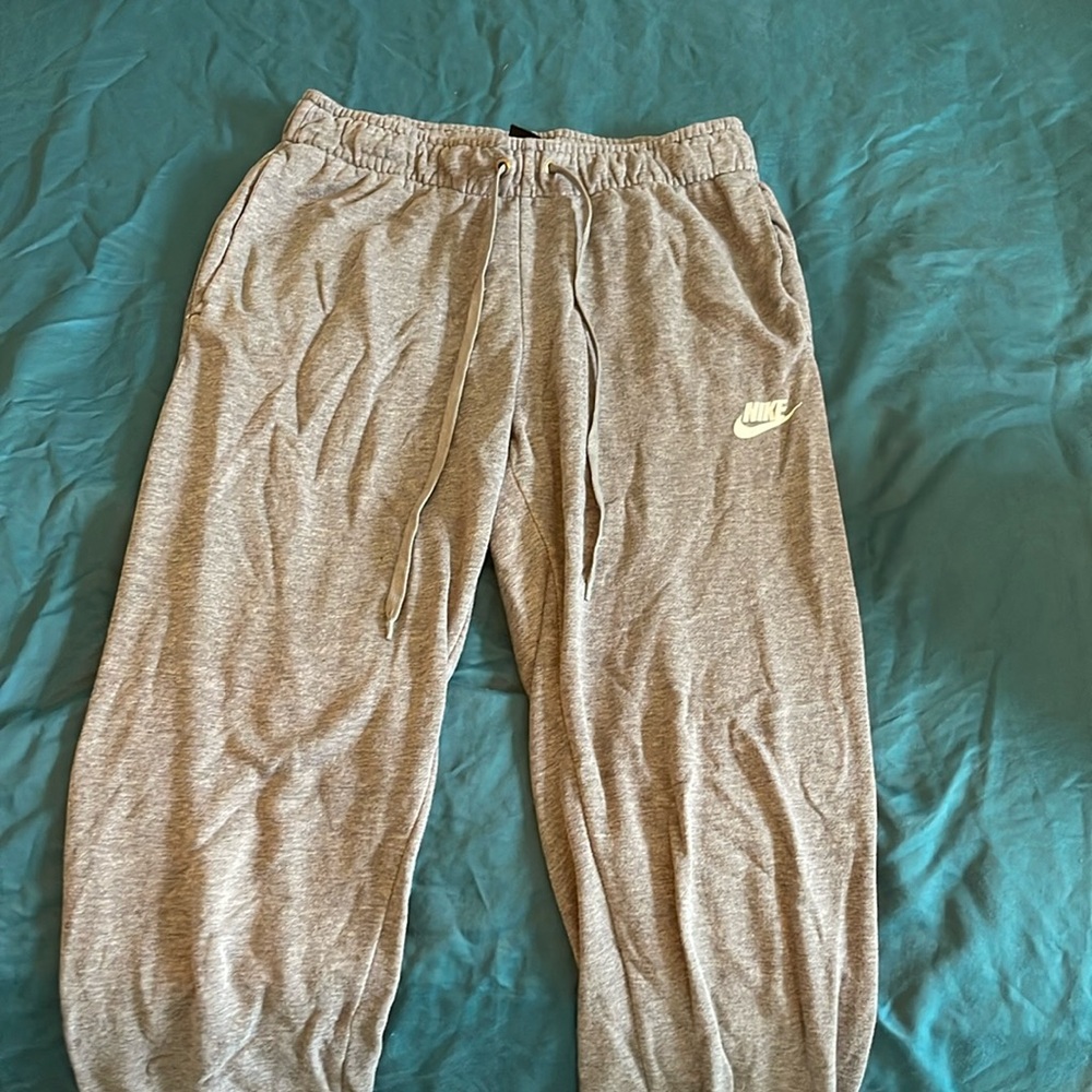 Women’s nike sweatpants